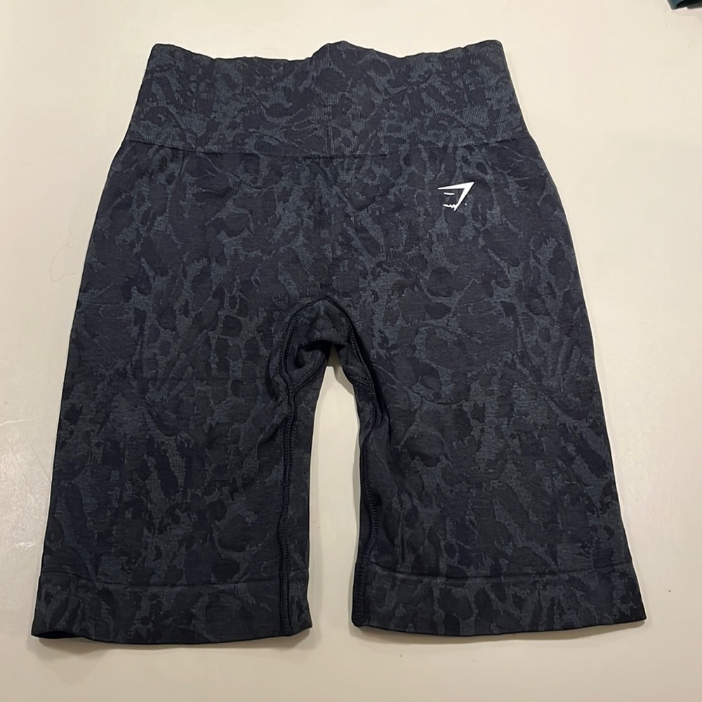 black dark grey gymshark animal print patterned biker shorts size s never worn